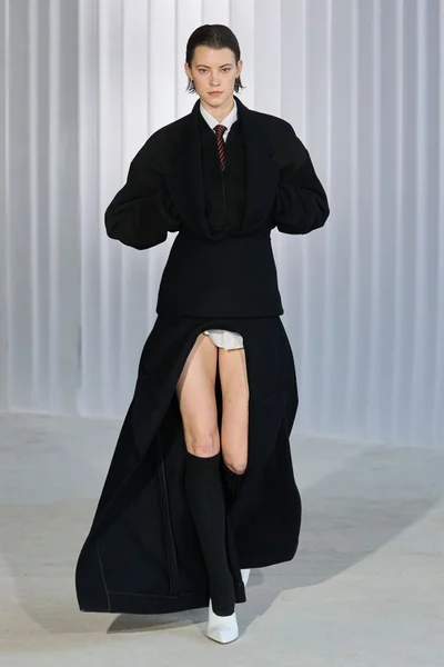 Look 2